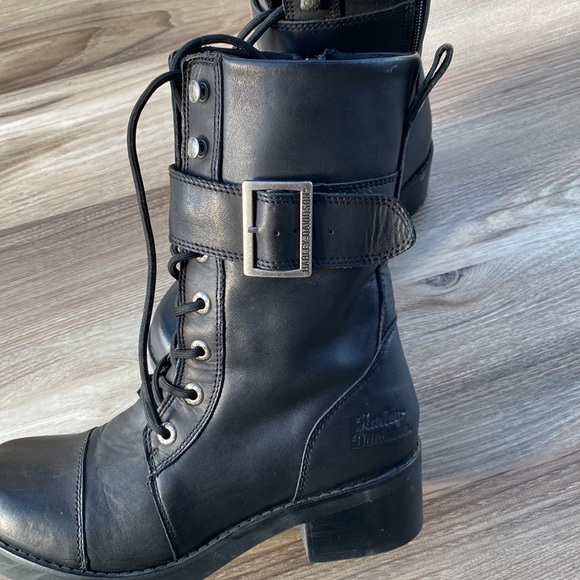 Women’s Harley Davidson boots - Picture 4 of 7